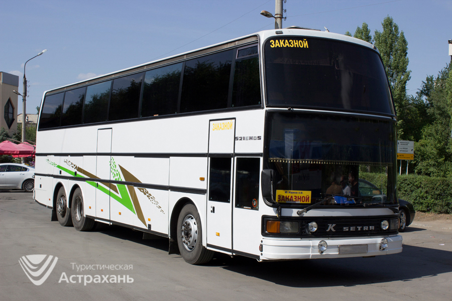Автобусы ру краснодар. Экскурсионные автобусы в Волгограде. Экскурсионный автобус заказной. Заказной тур.