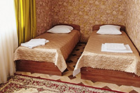 стандартный двухместный номер с двумя отдельными кроватями